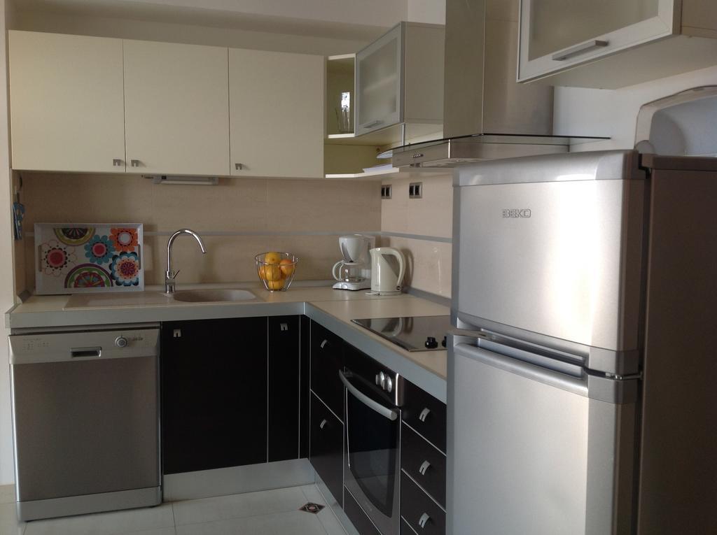 Apartmani Roberta Bol Chambre photo