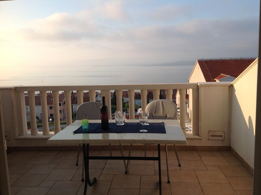 Apartmani Roberta Bol Chambre photo