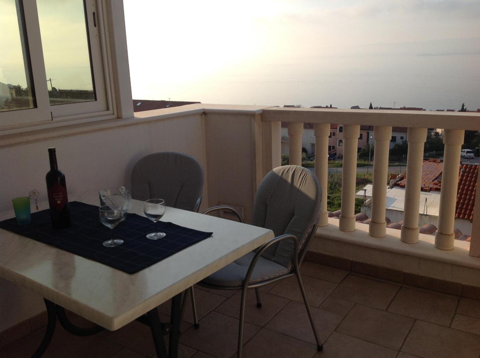 Apartmani Roberta Bol Chambre photo