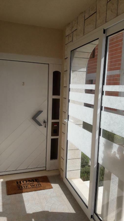 Apartmani Roberta Bol Extérieur photo